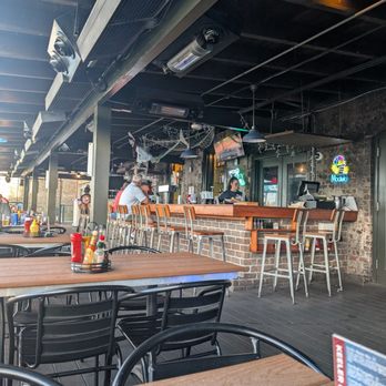 Broken Keel - Bar - Seafood Near Me - Savannah, Georgia