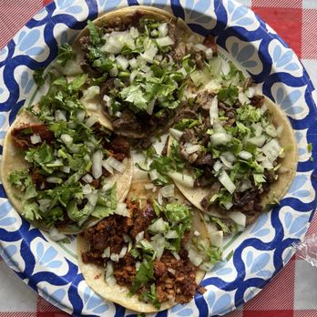Tacos El Dragon - Tacos - Food Trucks Near Me - Kent, Washington