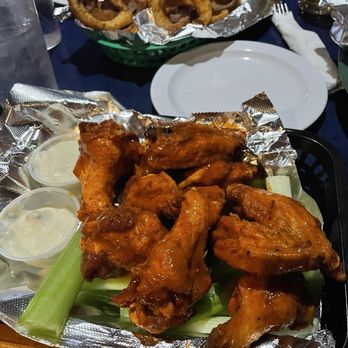 Elmo's - Wings wings wings - American Near Me - Getzville, New York Elmo's - Wings wings wings - American Near Me - Getzville, New York