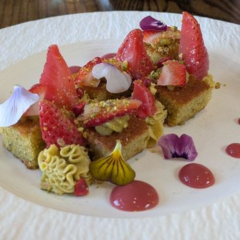 Les Petites Canailles - @endoedibles on Instagram 05/09/26 Strawberries & Pistachio - Pistachio Cake, Strawberry Variations, Whipped Ganache, Toasted Pistachio - French Near Me - Paso Robles, California