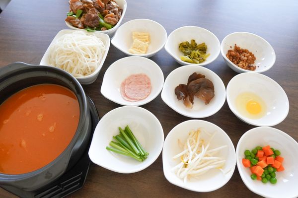 Yunnan Style Rice Noodle by null
