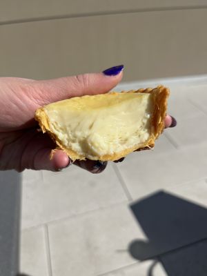 Golden Gate Bakery by null
