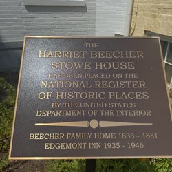 Harriet Beecher Stowe House - Memorial placket