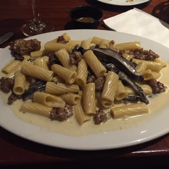 Mama's - Pizza Near Me - Copiague, New York Mama's - Pizza Near Me - Copiague, New York