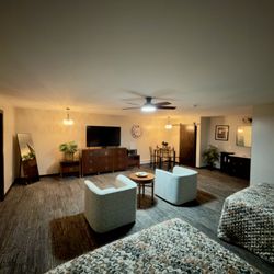 Benton Motel - Living space.