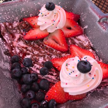 Me Latte Un Capricho - chocolate trio crepe with fruit - Coffee & Tea Near Me - Aguada, Puerto Rico Me Latte Un Capricho - chocolate trio crepe with fruit - Coffee & Tea Near Me - Aguada, Puerto Rico