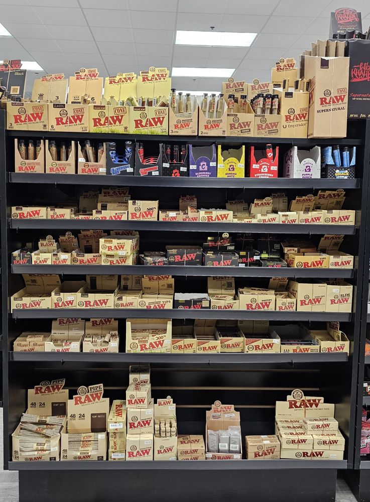 SMOKER’S DESTINY LANGHORNE Updated August 2024 39 Photos 1236 E Lincoln Hwy, Langhorne