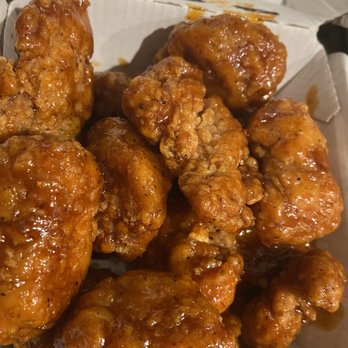 Buffalo Wild Wings - Asian Zing Boneless Wings - American Near Me - Wayne, New Jersey