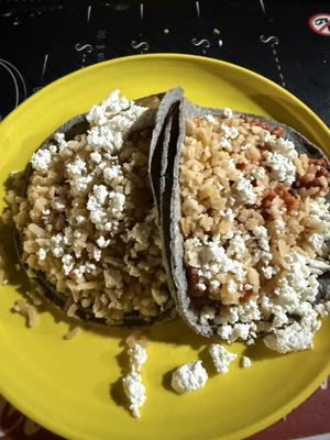 Tacos Hola El Güero by null