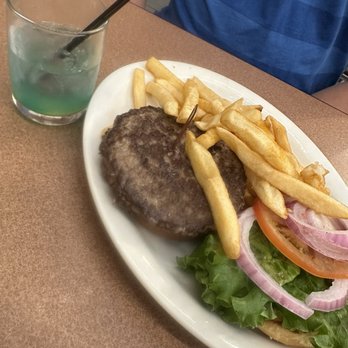 Ocean One Bar and Grille - Their advertised $7 sirloin burger - Bars Near Me - Las Vegas, Nevada Ocean One Bar and Grille - Their advertised $7 sirloin burger - Bars Near Me - Las Vegas, Nevada