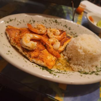 French Bistro - Salmon woth herb sauce and shrimp - French Near Me - Miami, Florida
