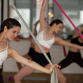 BarreShape - © Virginie Kahn - Dance Studios Near Me - Paris, 75