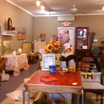 Birdland Hardware & Variety - Pentwater, Michigan Birdland Hardware & Variety - Pentwater, Michigan