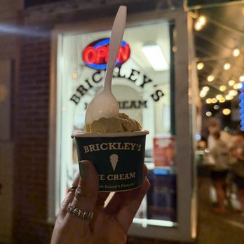 Brickley's Ice Cream - Kiddie cup of Pumpkin Ice Cream - Ice Cream & Frozen Yogurt Near Me - Wakefield, Rhode Island Brickley's Ice Cream - Kiddie cup of Pumpkin Ice Cream - Ice Cream & Frozen Yogurt Near Me - Wakefield, Rhode Island