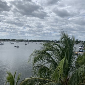 Holland Park - Parks Near Me - Hollywood, Florida
