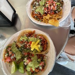 Taqueria Los Alteños - Chorizo tacos