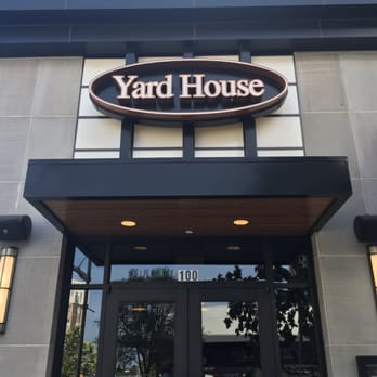 Yard House - Amazing for vegetarians! - New American Near Me - Austin, Texas