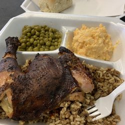 Cajun Corner Cafe - Lunch time!
