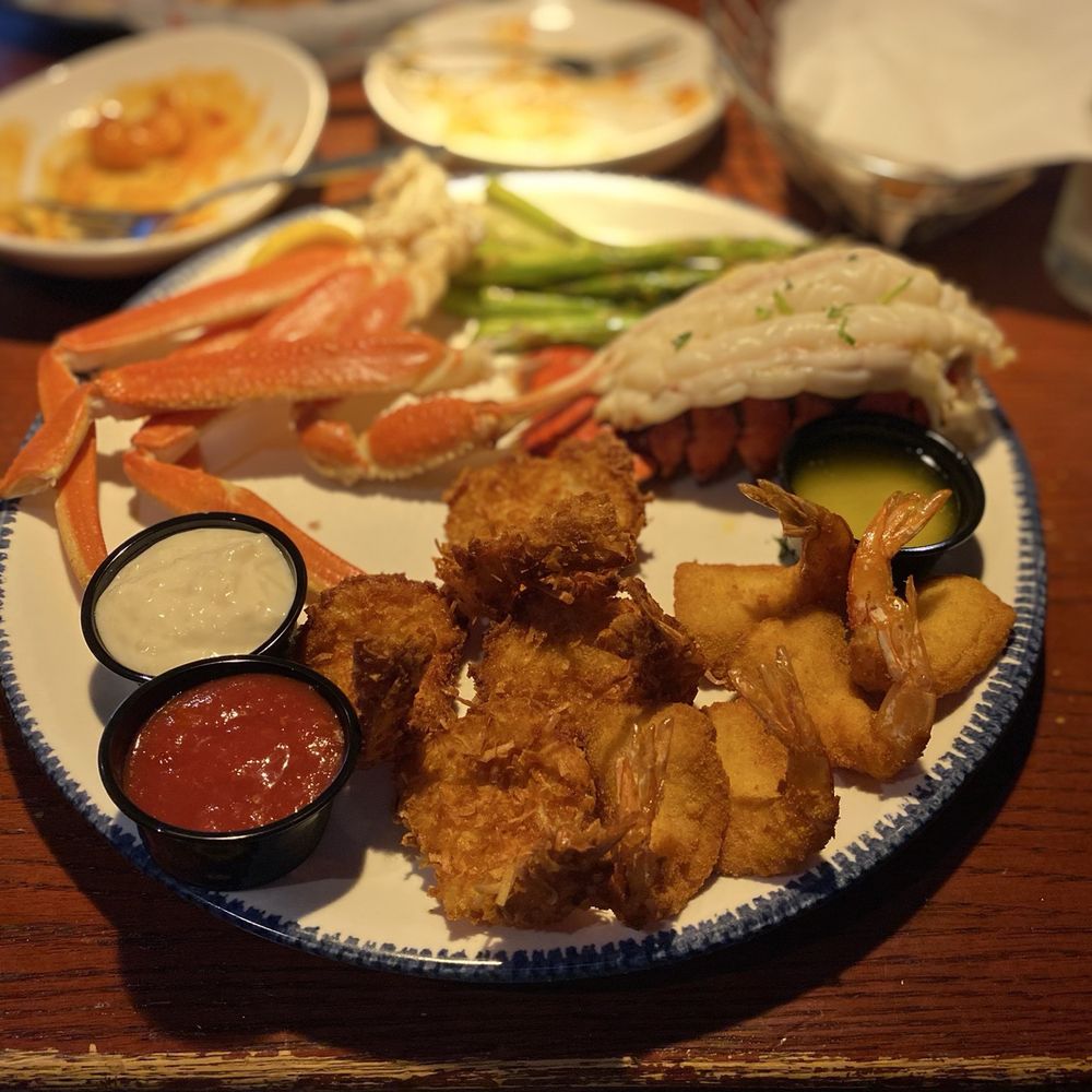 Red Lobster - Ultimate feast - Seafood Near Me - Visalia, California Red Lobster - Ultimate feast - Seafood Near Me - Visalia, California