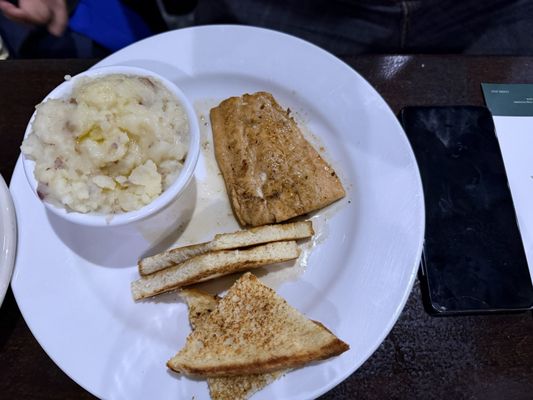 Harborview Restaurant & Lounge by null