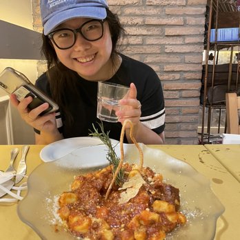 Pasta e Vino Osteria - Gnocchi pasta and pasta e vino sauce - Roman Near Me - Rome, RM Pasta e Vino Osteria - Gnocchi pasta and pasta e vino sauce - Roman Near Me - Rome, RM