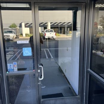 Localock Locksmith Socal - Commercial doors lock change Rekey service - Keys & Locksmiths Near Me Localock Locksmith Socal - Commercial doors lock change Rekey service - Keys & Locksmiths Near Me