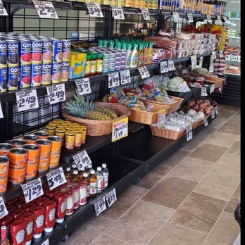 Mr Avocado - a grocery store with a variety of products - Grocery Near Me - Brooklyn, New York