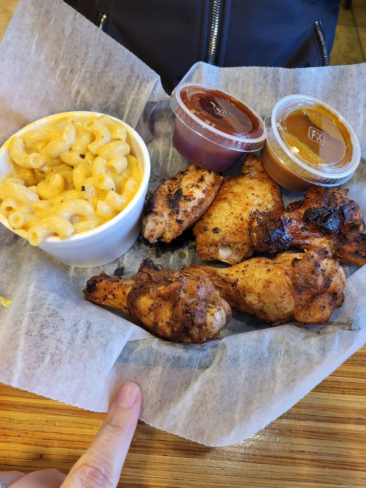 AJ's Tex-Mex & BBQ