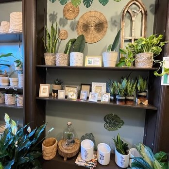 Gallery Grow - Flowers & Gifts Near Me - Lancaster, Pennsylvania
