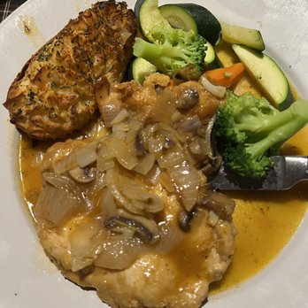 Tartan Room - Chicken Rosemary w/ twice baked potato - American Near Me - Orange, California Tartan Room - Chicken Rosemary w/ twice baked potato - American Near Me - Orange, California