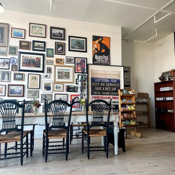 Half Moon Rondout Cafe - Inside - Donuts Near Me - Kingston, New York