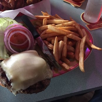 Mo's Place - Mo's mexican jalapeño burger - Sports Bars Near Me - Playa Del Rey, California Mo's Place - Mo's mexican jalapeño burger - Sports Bars Near Me - Playa Del Rey, California