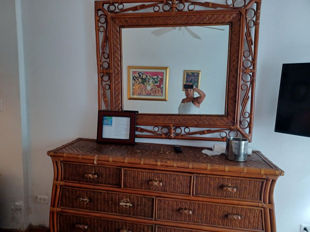 AT WIND CHIMES BOUTIQUE HOTEL 142 Photos & 91 Reviews Calle McLeary