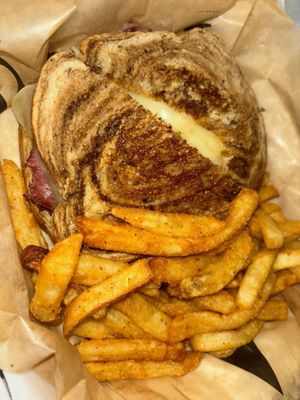 Cypress Trail Hideout, Home of Pappa Charlie Barbecue by null