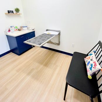 Epic Pet Center - A space just for whiskers and purrs--our cat-only exam room is designed for comfort, quiet, and compassionate care. - Veterinarians Near Me - Laguna Niguel, California Epic Pet Center - A space just for whiskers and purrs--our cat-only exam room is designed for comfort, quiet, and compassionate care. - Veterinarians Near Me - Laguna Niguel, California