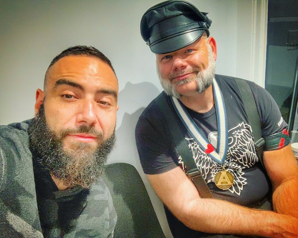 Blade & Bristle Salon Logo