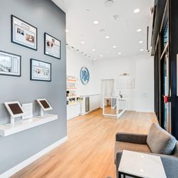Silver Mirror Facial Bar - Coral Gables