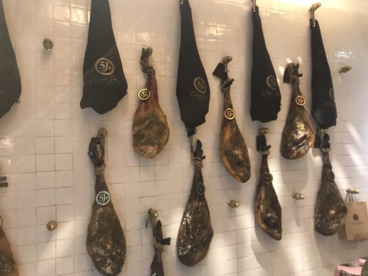 Cinco Jotas Serrano by null