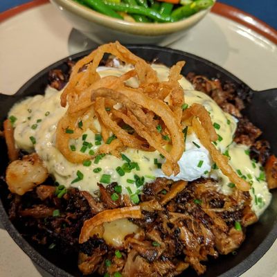 Tavern House Kitchen + Bar by null