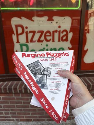 Regina Pizzeria by null