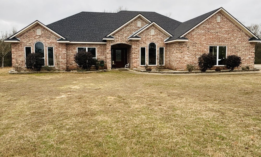 Slide of Nunez Roofing