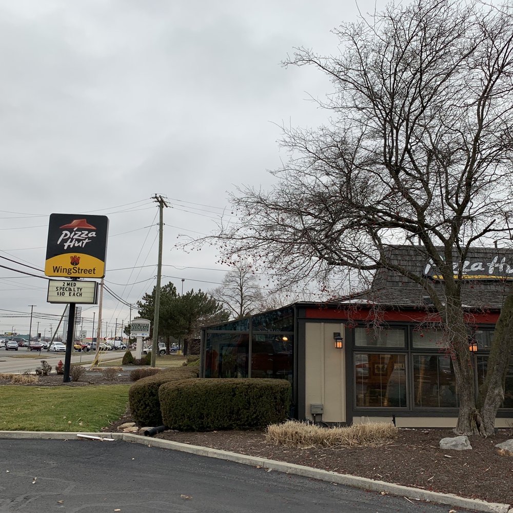 Pizza Hut - Outside - Pizza Near Me - Van Wert, Ohio Pizza Hut - Outside - Pizza Near Me - Van Wert, Ohio