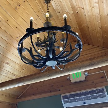 Stella's - Ceiling - Coffee & Tea Near Me - Cle Elum, Washington