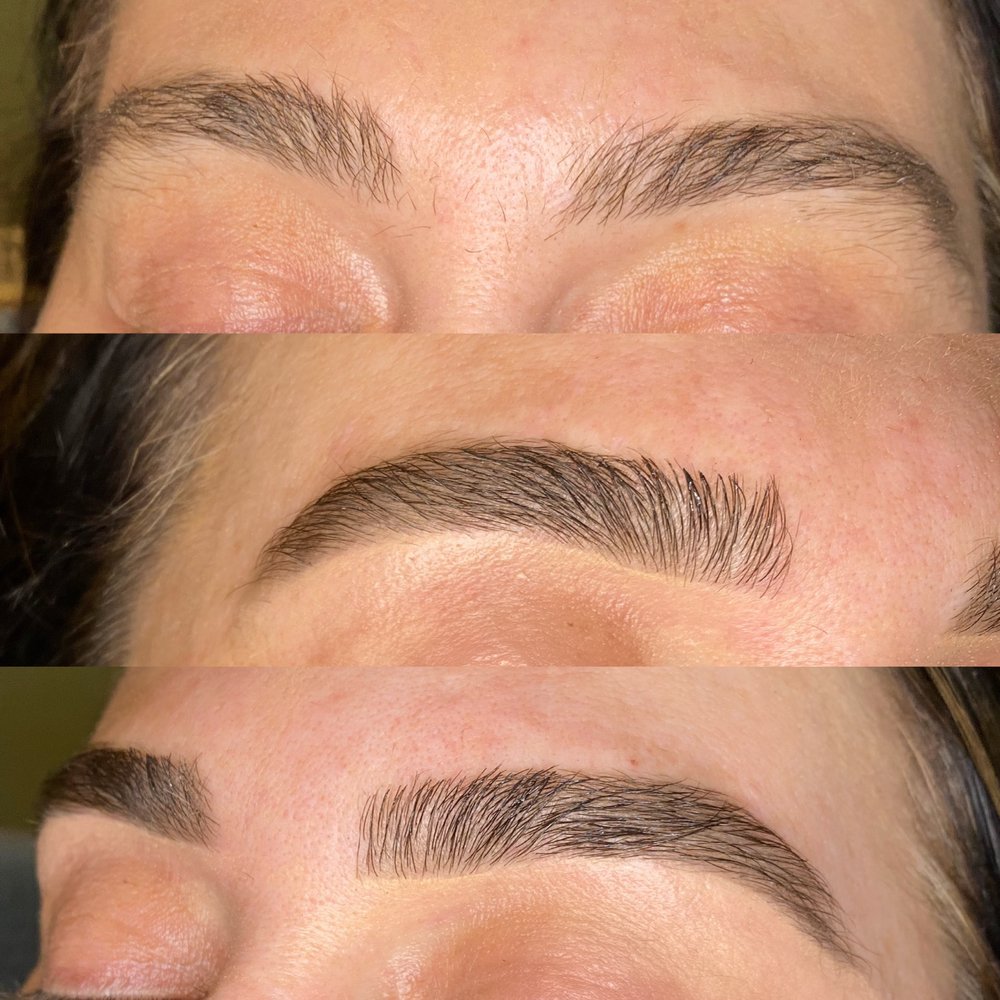 Brows by Chanel Logo