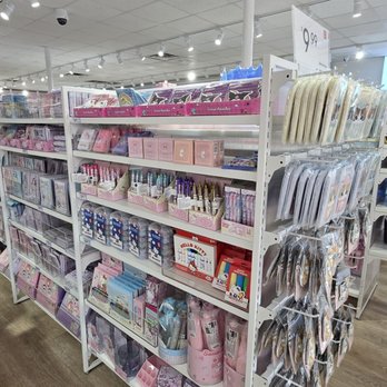 Mini So - Toy Stores Near Me - Chicago, Illinois