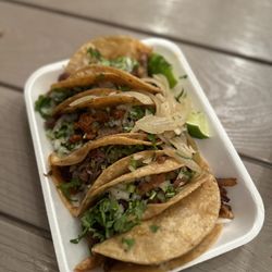 Antojitos Mexicanos Los Jarochos