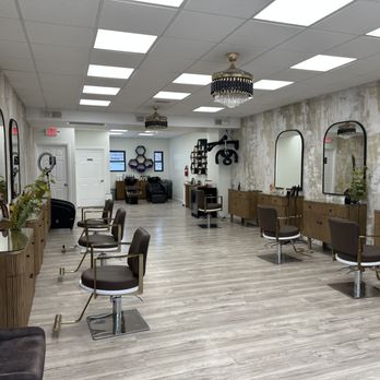 Bloom Organic Hair Studio - Hair Salons Near Me - Huntington, New York Bloom Organic Hair Studio - Hair Salons Near Me - Huntington, New York