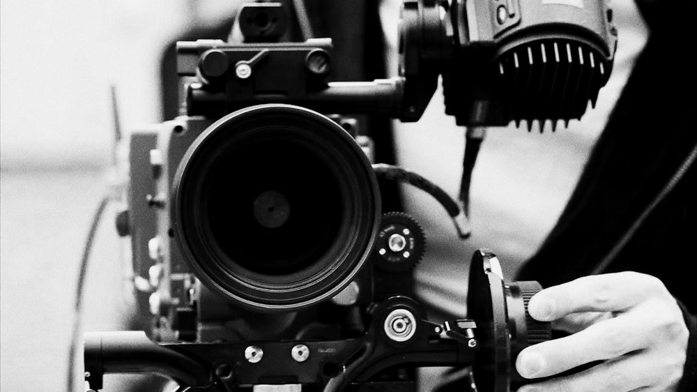 SIMPLE SELF TAPE Updated September 2024 2200 W Burbank Blvd