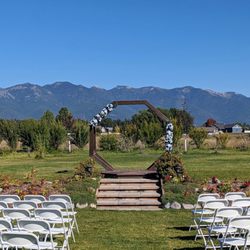 Holt Stage Hideaway - Ceremony spot
