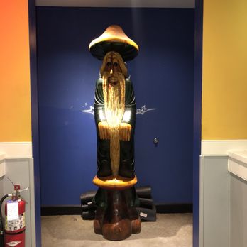 Mellow Mushroom Mount Pleasant - Pizza Near Me - Mount Pleasant, South Carolina